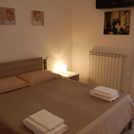Ypsilhome Castelbuono  Exteriör bild