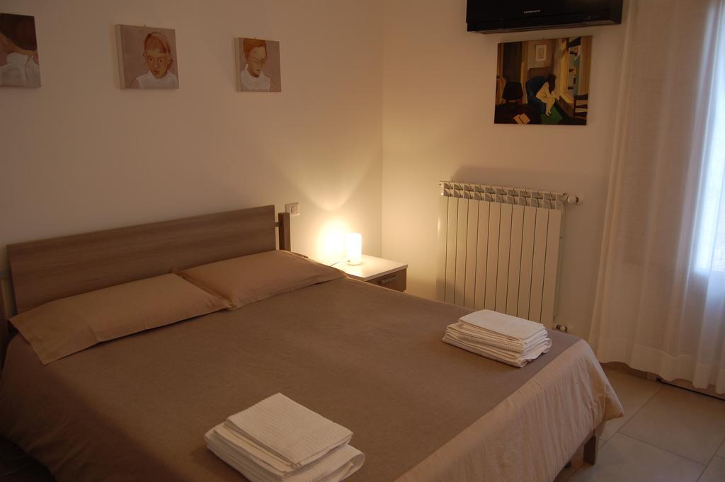 Ypsilhome Castelbuono  Exteriör bild